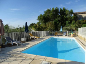 Maison cosy à Cardet avec piscine
